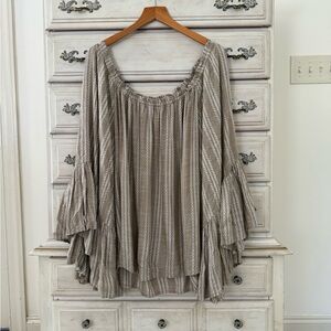 Vici Sage Festival Flare Sleeve Blouse Top